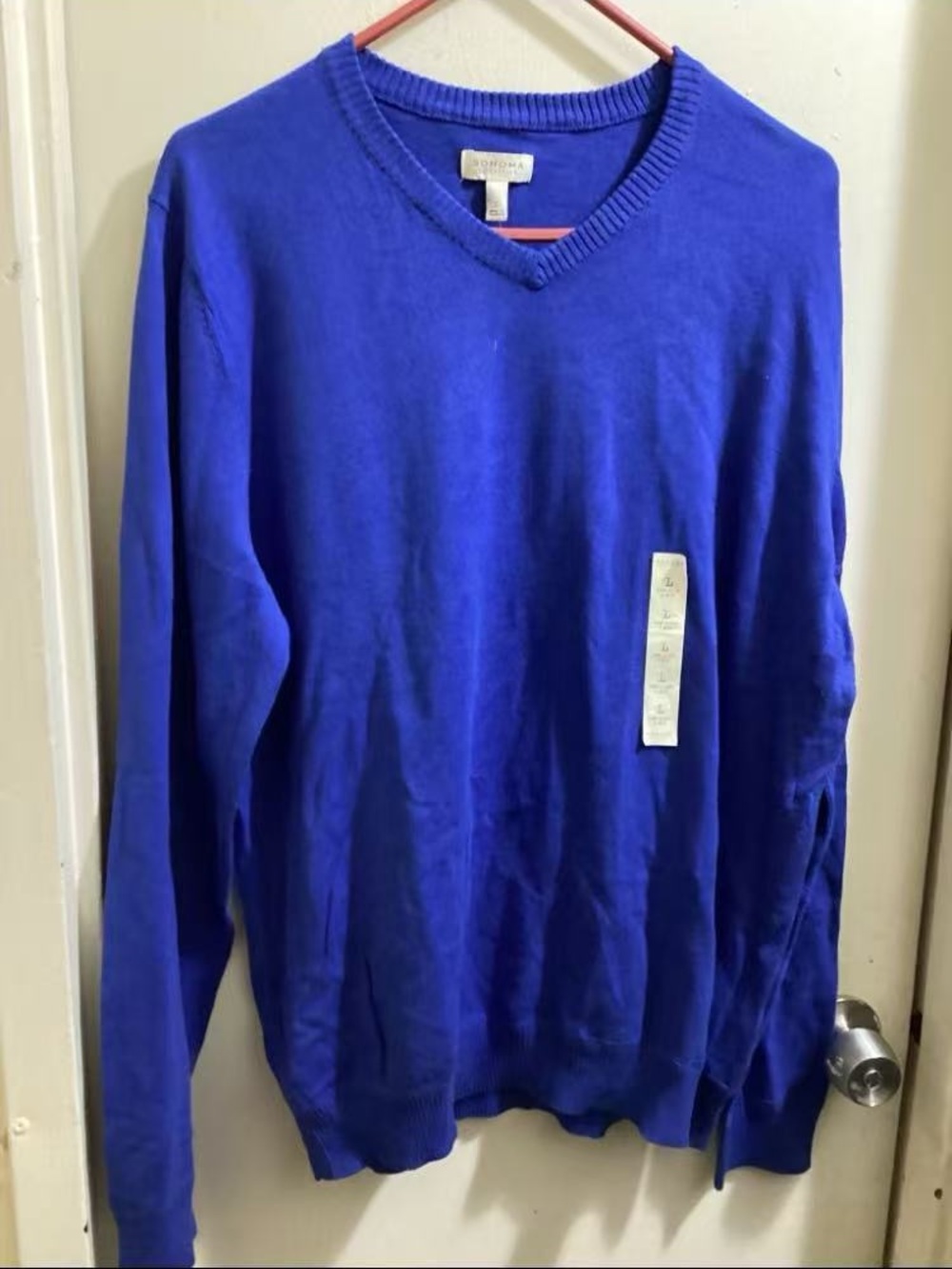 Classic V-Neck Sweater in Royal Blue - Unknown Brand